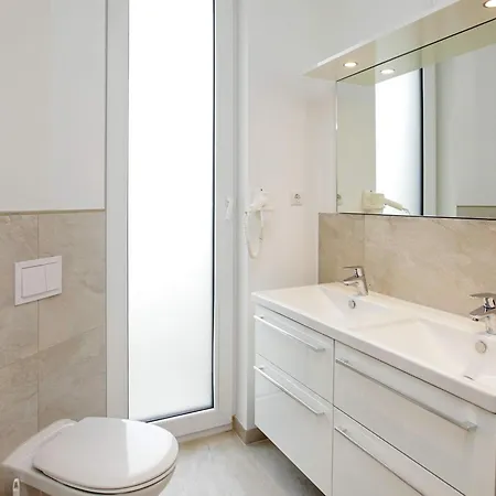 Ferienwohnung Mit Hafenpanorama Apartment